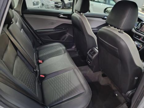 VOLKSWAGEN Taos 1.4 16V 4P FLEX 250 TSI COMFORTLINE AUTOM�TICO, Foto 14
