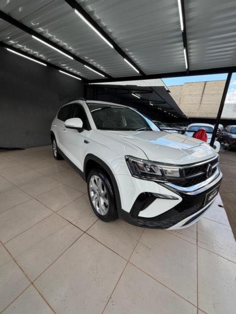 VOLKSWAGEN Taos 1.4 16V 4P FLEX 250 TSI COMFORTLINE AUTOM�TICO, Foto 3