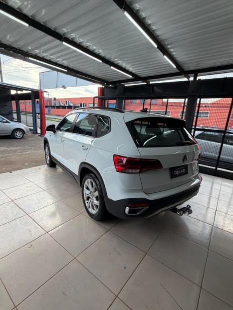 VOLKSWAGEN Taos 1.4 16V 4P FLEX 250 TSI COMFORTLINE AUTOM�TICO, Foto 10