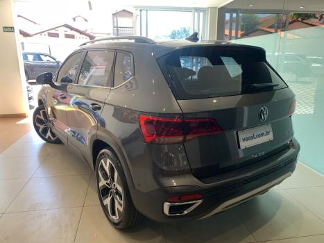 VOLKSWAGEN Taos 1.4 16V 4P FLEX 250 TSI HIGHLINE AUTOMÁTICO, Foto 11