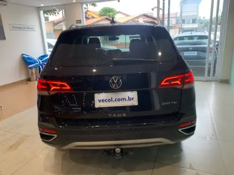 VOLKSWAGEN Taos 1.4 16V 4P FLEX 250 TSI COMFORTLINE AUTOMÁTICO, Foto 10