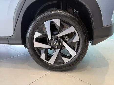 VOLKSWAGEN Tera 1.0 12V 4P 170 TSI HIGH AUTOM�TICO, Foto 8