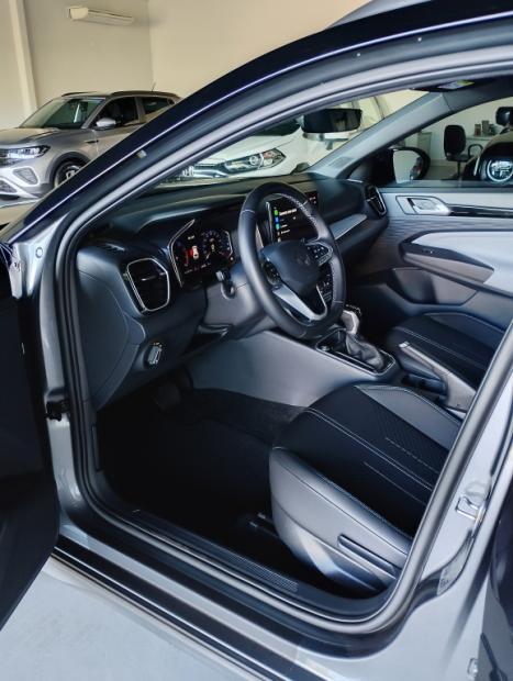 VOLKSWAGEN Tera 1.0 12V 4P 170 TSI HIGH AUTOM�TICO, Foto 9