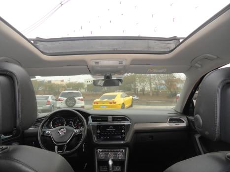 VOLKSWAGEN Tiguan 1.4 250 TSI TOTAL FLEX ALLSPACE COMFORTLINE TURBO AUTOMTICO TIPTRONIC, Foto 17