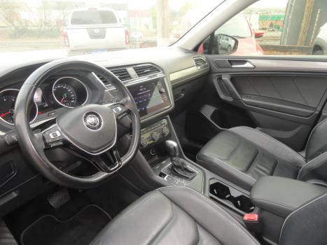 VOLKSWAGEN Tiguan 1.4 250 TSI TOTAL FLEX ALLSPACE COMFORTLINE TURBO AUTOMTICO TIPTRONIC, Foto 19