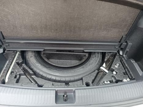 VOLKSWAGEN Tiguan 1.4 250 TSI TOTAL FLEX ALLSPACE COMFORTLINE TURBO AUTOMTICO TIPTRONIC, Foto 13