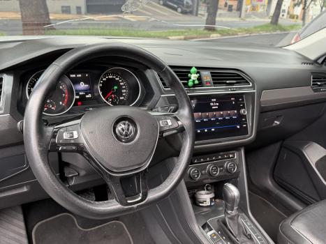 VOLKSWAGEN Tiguan 1.4 250 TSI TOTAL FLEX ALLSPACE COMFORTLINE TURBO AUTOM�TICO TIPTRONIC, Foto 8