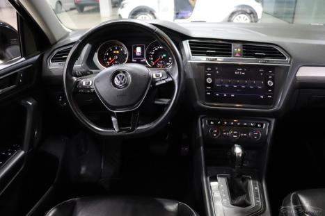 VOLKSWAGEN Tiguan 1.4 250 TSI TOTAL FLEX ALLSPACE COMFORTLINE TURBO AUTOM�TICO TIPTRONIC, Foto 5