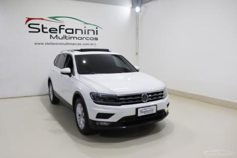 VOLKSWAGEN Tiguan 1.4 250 TSI TOTAL FLEX ALLSPACE COMFORTLINE TURBO AUTOM�TICO TIPTRONIC, Foto 3