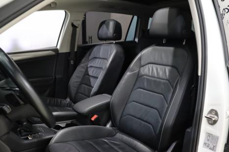 VOLKSWAGEN Tiguan 1.4 250 TSI TOTAL FLEX ALLSPACE COMFORTLINE TURBO AUTOM�TICO TIPTRONIC, Foto 7