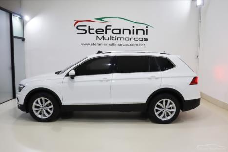 VOLKSWAGEN Tiguan 1.4 250 TSI TOTAL FLEX ALLSPACE COMFORTLINE TURBO AUTOM�TICO TIPTRONIC, Foto 12