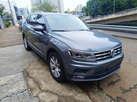 VOLKSWAGEN Tiguan 1.4 250 TSI TOTAL FLEX ALLSPACE COMFORTLINE TURBO AUTOM�TICO TIPTRONIC, Foto 2
