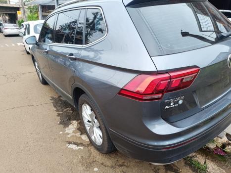 VOLKSWAGEN Tiguan 1.4 250 TSI TOTAL FLEX ALLSPACE COMFORTLINE TURBO AUTOM�TICO TIPTRONIC, Foto 3