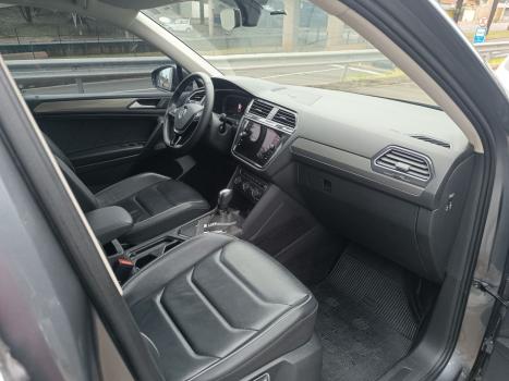 VOLKSWAGEN Tiguan 1.4 250 TSI TOTAL FLEX ALLSPACE COMFORTLINE TURBO AUTOM�TICO TIPTRONIC, Foto 7