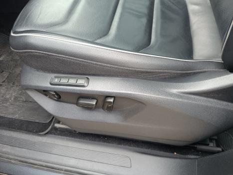 VOLKSWAGEN Tiguan 1.4 250 TSI TOTAL FLEX ALLSPACE COMFORTLINE TURBO AUTOM�TICO TIPTRONIC, Foto 13