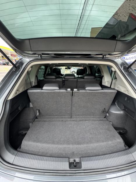 VOLKSWAGEN Tiguan 1.4 250 TSI TOTAL FLEX ALLSPACE COMFORTLINE TURBO AUTOM�TICO TIPTRONIC, Foto 10