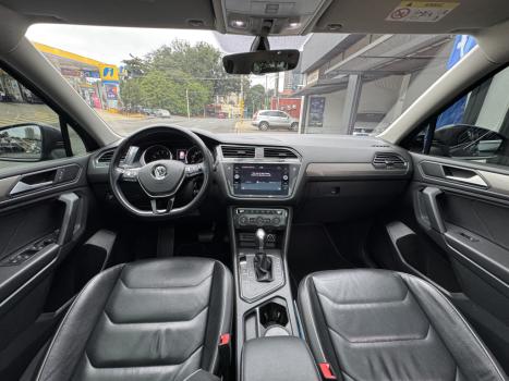 VOLKSWAGEN Tiguan 1.4 250 TSI TOTAL FLEX ALLSPACE COMFORTLINE TURBO AUTOM�TICO TIPTRONIC, Foto 5
