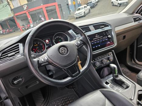 VOLKSWAGEN Tiguan 1.4 250 TSI TOTAL FLEX ALLSPACE TURBO AUTOM�TICO TIPTRONIC, Foto 4