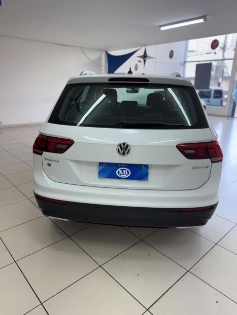 VOLKSWAGEN Tiguan 1.4 250 TSI TOTAL FLEX ALLSPACE COMFORTLINE TURBO AUTOM�TICO TIPTRONIC, Foto 4