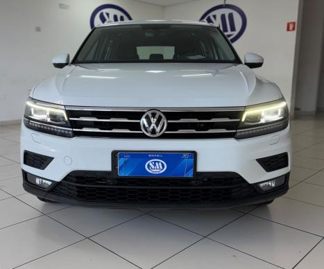 VOLKSWAGEN Tiguan 1.4 250 TSI TOTAL FLEX ALLSPACE COMFORTLINE TURBO AUTOM�TICO TIPTRONIC, Foto 8