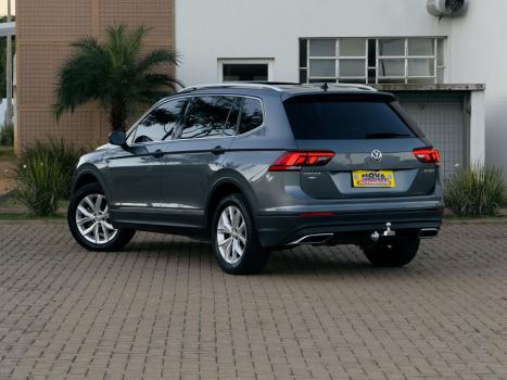 VOLKSWAGEN Tiguan 1.4 250 TSI TOTAL FLEX ALLSPACE COMFORTLINE TURBO AUTOM�TICO TIPTRONIC, Foto 7