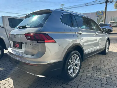 VOLKSWAGEN Tiguan 1.4 16V 4P TSI TURBO DSG AUTOM�TICO, Foto 3