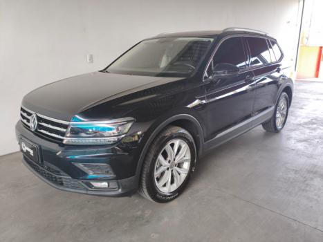 VOLKSWAGEN Tiguan 1.4 250 TSI TOTAL FLEX ALLSPACE COMFORTLINE TURBO AUTOM�TICO TIPTRONIC, Foto 4