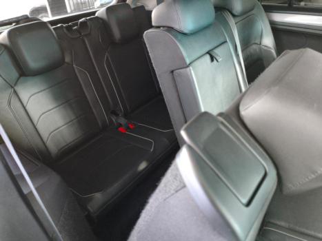 VOLKSWAGEN Tiguan 1.4 250 TSI TOTAL FLEX ALLSPACE COMFORTLINE TURBO AUTOM�TICO TIPTRONIC, Foto 13