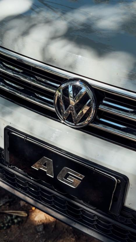 VOLKSWAGEN Tiguan 1.4 250 TSI TOTAL FLEX ALLSPACE COMFORTLINE TURBO AUTOM�TICO TIPTRONIC, Foto 6