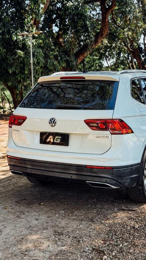 VOLKSWAGEN Tiguan 1.4 250 TSI TOTAL FLEX ALLSPACE COMFORTLINE TURBO AUTOM�TICO TIPTRONIC, Foto 14