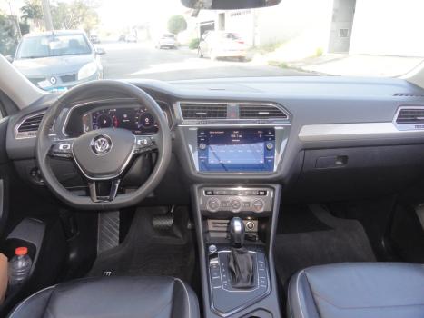 VOLKSWAGEN Tiguan 1.4 250 TSI TOTAL FLEX ALLSPACE COMFORTLINE TURBO AUTOM�TICO TIPTRONIC, Foto 14