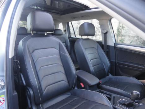 VOLKSWAGEN Tiguan 1.4 250 TSI TOTAL FLEX ALLSPACE COMFORTLINE TURBO AUTOM�TICO TIPTRONIC, Foto 20