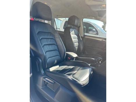 VOLKSWAGEN Tiguan 1.4 250 TSI TOTAL FLEX ALLSPACE COMFORTLINE TURBO AUTOMÁTICO TIPTRONIC, Foto 9