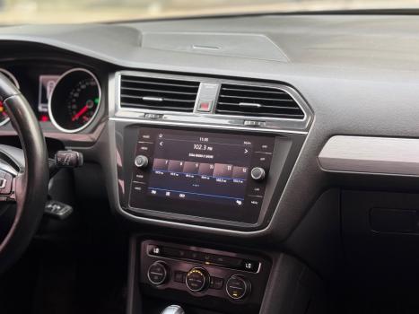 VOLKSWAGEN Tiguan 1.4 250 TSI TOTAL FLEX ALLSPACE TURBO AUTOMÁTICO TIPTRONIC, Foto 10