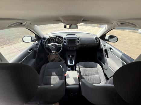 VOLKSWAGEN Tiguan 2.0 16V 4P TSI 4WD TURBO AUTOMÁTICO, Foto 9 VOLKSWAGEN Tiguan 2.0 16V 4P TSI 4WD TURBO AUTOMÁTICO, Foto 9