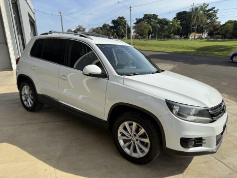 VOLKSWAGEN Tiguan 2.0 16V 4P TSI 4WD TURBO AUTOMÁTICO, Foto 7 VOLKSWAGEN Tiguan 2.0 16V 4P TSI 4WD TURBO AUTOMÁTICO, Foto 7