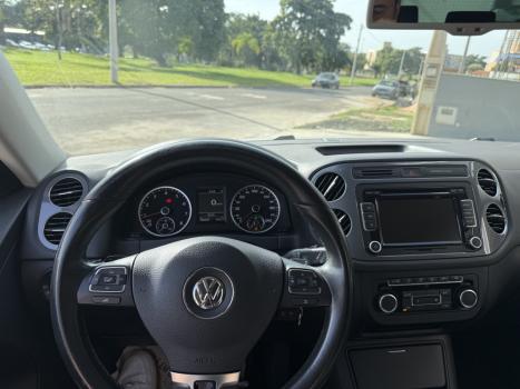 VOLKSWAGEN Tiguan 2.0 16V 4P TSI 4WD TURBO AUTOMÁTICO, Foto 8 VOLKSWAGEN Tiguan 2.0 16V 4P TSI 4WD TURBO AUTOMÁTICO, Foto 8