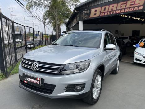 VOLKSWAGEN Tiguan 2.0 16V 4P TSI 4WD TURBO AUTOMÁTICO, Foto 2 VOLKSWAGEN Tiguan 2.0 16V 4P TSI 4WD TURBO AUTOMÁTICO, Foto 2