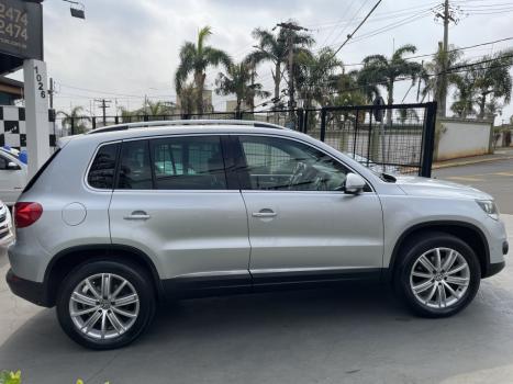 VOLKSWAGEN Tiguan 2.0 16V 4P TSI 4WD TURBO AUTOMÁTICO, Foto 7 VOLKSWAGEN Tiguan 2.0 16V 4P TSI 4WD TURBO AUTOMÁTICO, Foto 7