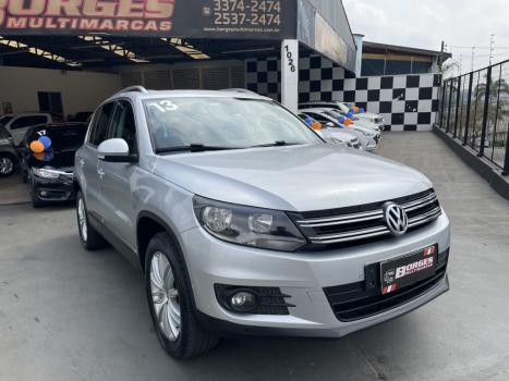 VOLKSWAGEN Tiguan 2.0 16V 4P TSI 4WD TURBO AUTOMÁTICO, Foto 8 VOLKSWAGEN Tiguan 2.0 16V 4P TSI 4WD TURBO AUTOMÁTICO, Foto 8