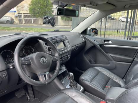 VOLKSWAGEN Tiguan 2.0 16V 4P TSI 4WD TURBO AUTOMÁTICO, Foto 9 VOLKSWAGEN Tiguan 2.0 16V 4P TSI 4WD TURBO AUTOMÁTICO, Foto 9