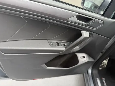 VOLKSWAGEN Tiguan 2.0 16V 4P TSI 350 TURBO R-LINE 4MOTION DSG AUTOM�TICO, Foto 28