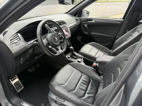 VOLKSWAGEN Tiguan 2.0 16V 4P TSI 350 TURBO R-LINE 4MOTION DSG AUTOM�TICO, Foto 29