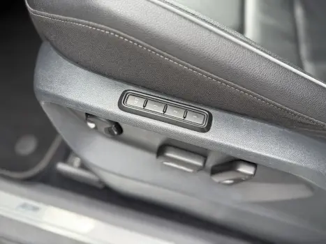 VOLKSWAGEN Tiguan 2.0 16V 4P TSI 350 TURBO R-LINE 4MOTION DSG AUTOM�TICO, Foto 31