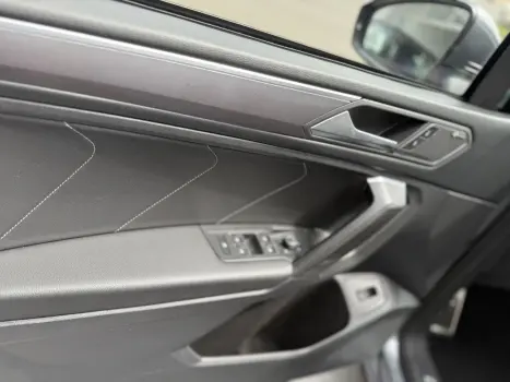 VOLKSWAGEN Tiguan 2.0 16V 4P TSI 350 TURBO R-LINE 4MOTION DSG AUTOM�TICO, Foto 32