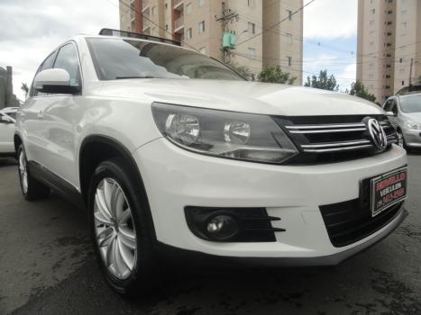 VOLKSWAGEN Tiguan 2.0 16V 4P TSI 4WD TURBO AUTOM�TICO, Foto 2