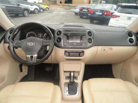 VOLKSWAGEN Tiguan 2.0 16V 4P TSI 4WD TURBO AUTOM�TICO, Foto 13