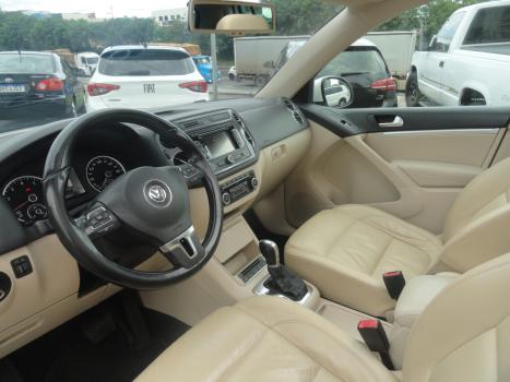 VOLKSWAGEN Tiguan 2.0 16V 4P TSI 4WD TURBO AUTOM�TICO, Foto 17