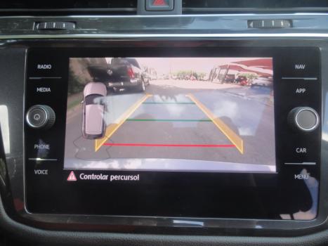 VOLKSWAGEN Tiguan 2.0 350 TSI TOTAL FLEX ALLSPACE R-LINE 4-MOTION TURBO AUTOM�TICO DSG, Foto 17