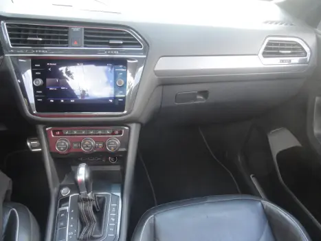 VOLKSWAGEN Tiguan 2.0 350 TSI TOTAL FLEX ALLSPACE R-LINE 4-MOTION TURBO AUTOM�TICO DSG, Foto 18